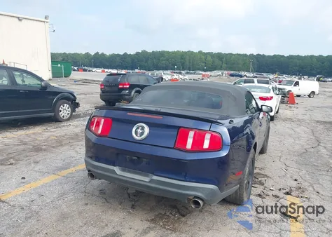 2011 Ford Mustang V6 Premium from USA, damaged, VIN 1ZVBP8EM7B5130584